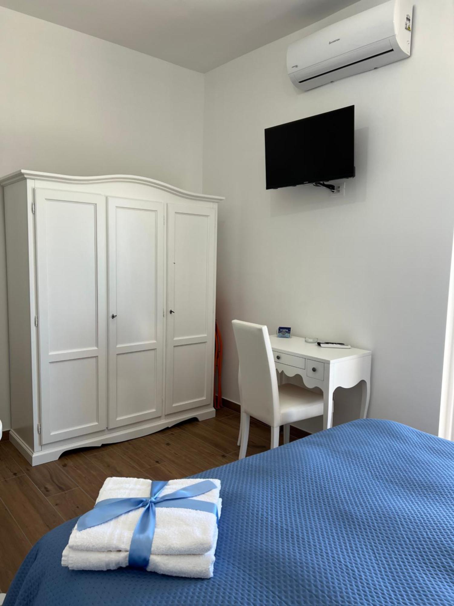 Dente Di Leone Hotel San Mauro Cilento Exterior photo